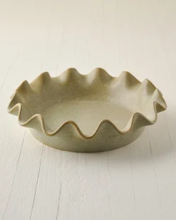 VND7018 Makerspalm, LLC Loden Green Scalloped Pie Dish