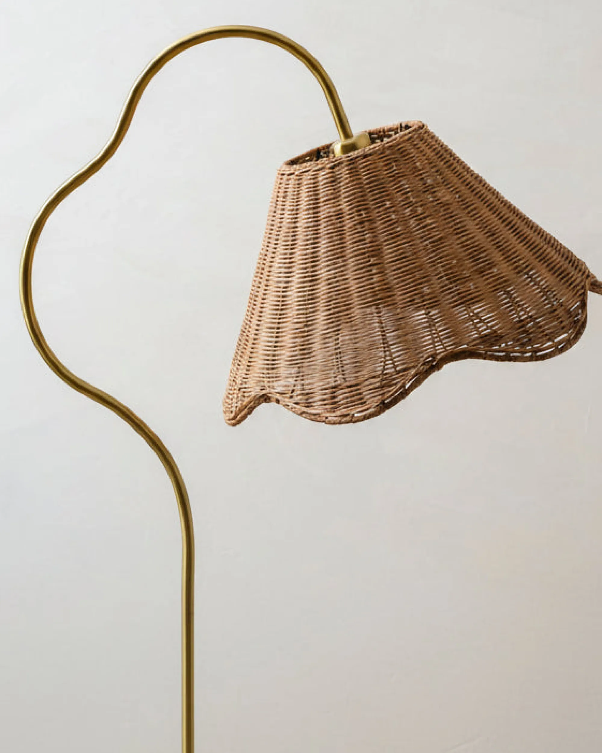 VND6475 StyleCraft Home Collection Lucinda Rattan Scallop Floor Lamp