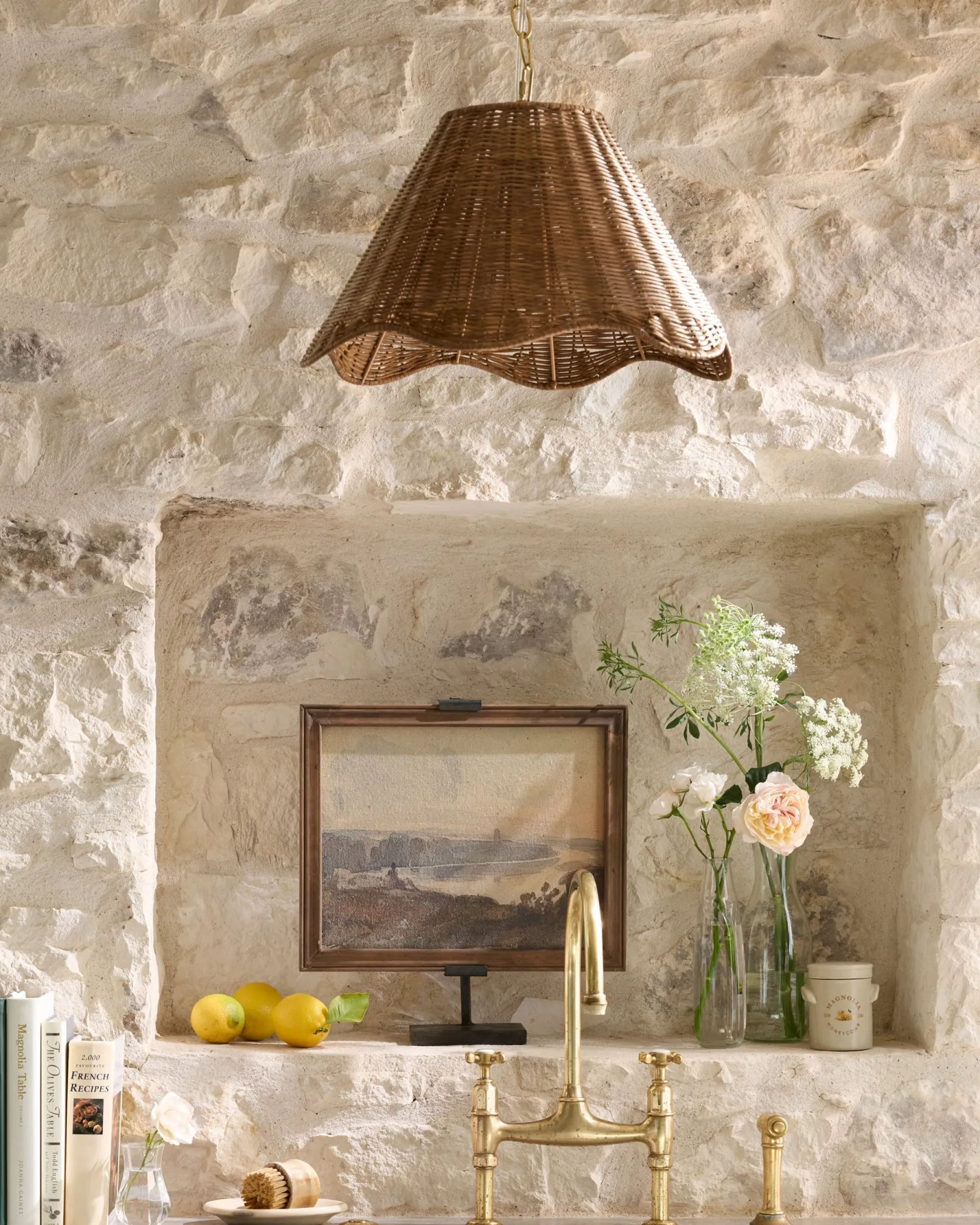 VND6475 StyleCraft Home Collection Lucinda Rattan Scallop Pendant (-)