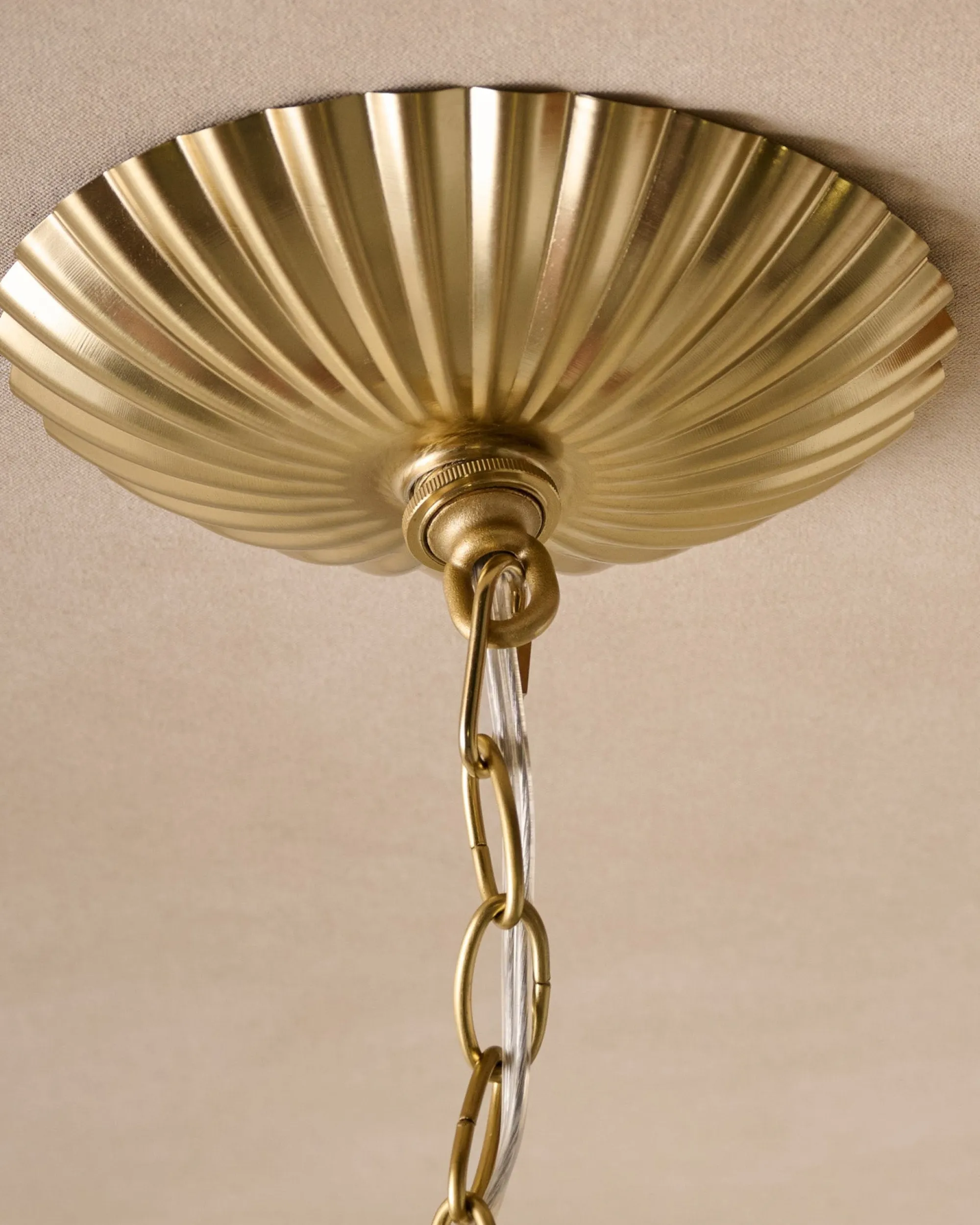 VND6475 StyleCraft Home Collection Lucinda Rattan Scallop Pendant (-)