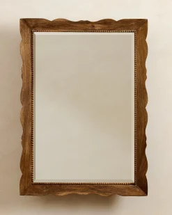 VND8122 R R INDUSTRIES Lucy Medicine Cabinet