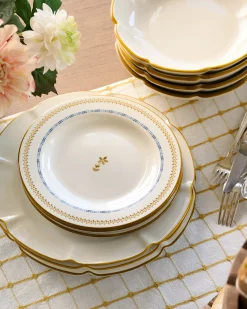 VND7817 FOXSTONE DEVELOPMENT CO.,LTD Luna Scalloped Plate
