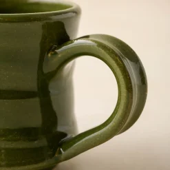 VND0162 Black Oak Art Magnolia Established Mug - Green