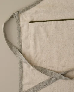 VND6843 KARUR GOLDLINE EXPORTS LLP Magnolia Est. Jacquard Apron