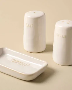 VND6562 Chaozhou Highland Crafts Company Ltd Magnolia Est. Salt and Pepper Shakers