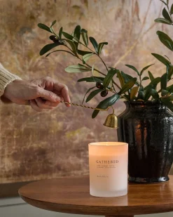VND0040 Couture Brands LLC Magnolia Gathered Candle