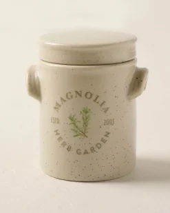 VND0040 Couture Brands LLC Magnolia Herb Garden Candle