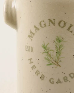 VND0040 Couture Brands LLC Magnolia Herb Garden Candle