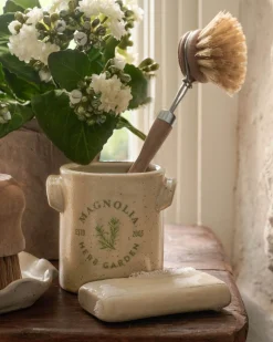 VND0040 Couture Brands LLC Magnolia Herb Garden Candle