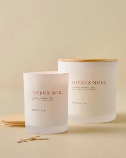 VND0040 Couture Brands LLC Magnolia Joyeux Noel Candle