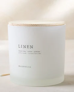 VND0040 Couture Brands LLC Magnolia Linen Candle