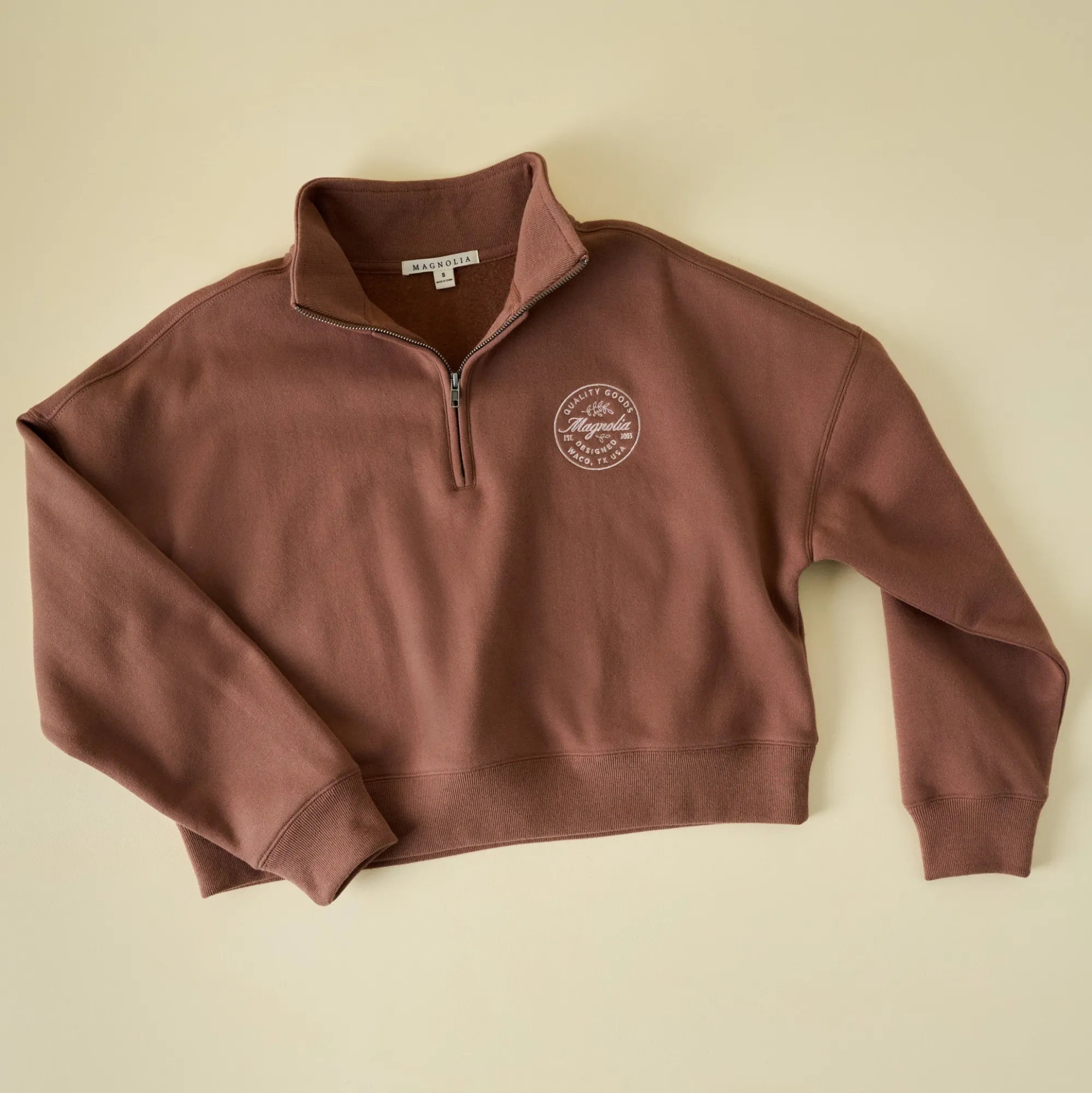 VND8309 Supplyable Group, LLC Magnolia Mocha Quarter Zip Sweatshirt