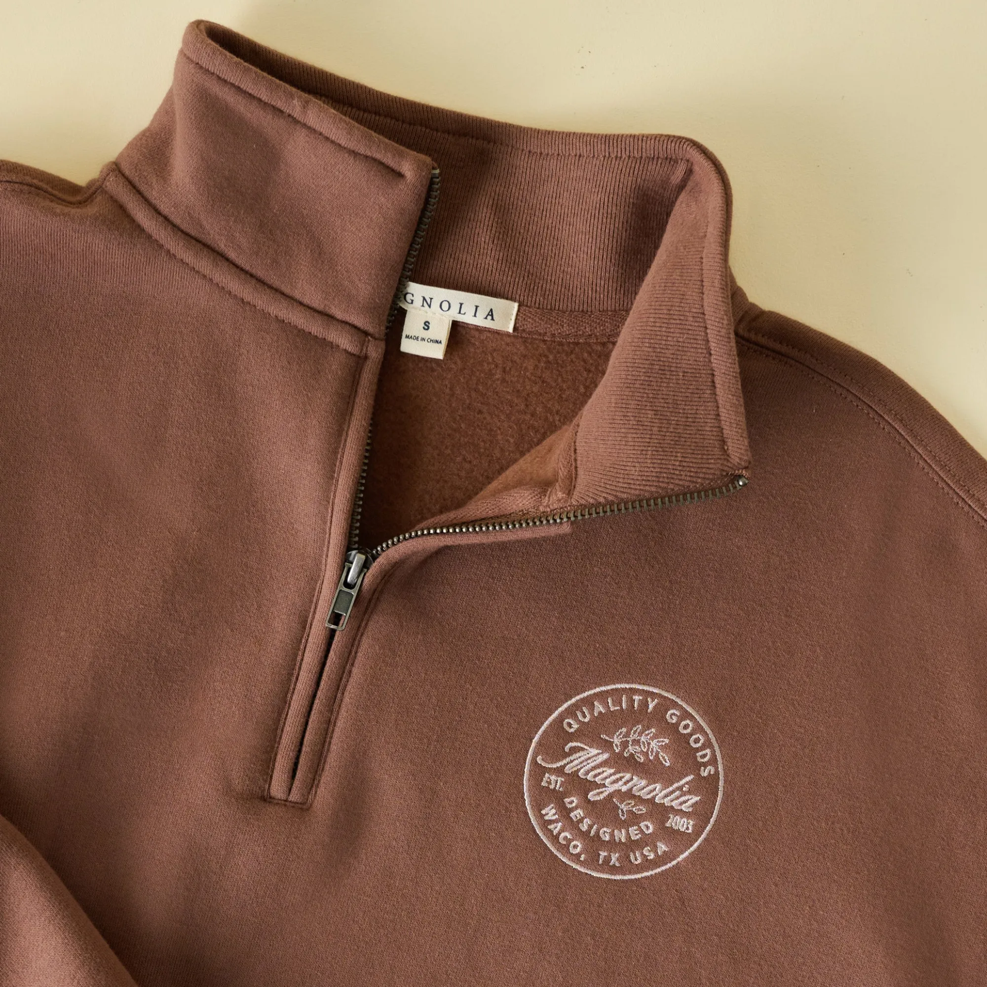 VND8309 Supplyable Group, LLC Magnolia Mocha Quarter Zip Sweatshirt