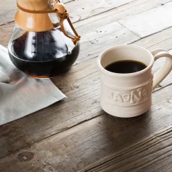 VND0162 Black Oak Art Magnolia Mug