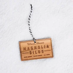 VND0556 Wordsmith Wood Shop Magnolia Mural Ornament