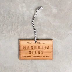 VND0556 Wordsmith Wood Shop Magnolia Mural Ornament