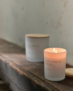 VND0040 Couture Brands LLC Magnolia Stay a While Candle