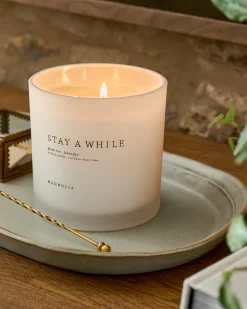 VND0040 Couture Brands LLC Magnolia Stay a While Candle