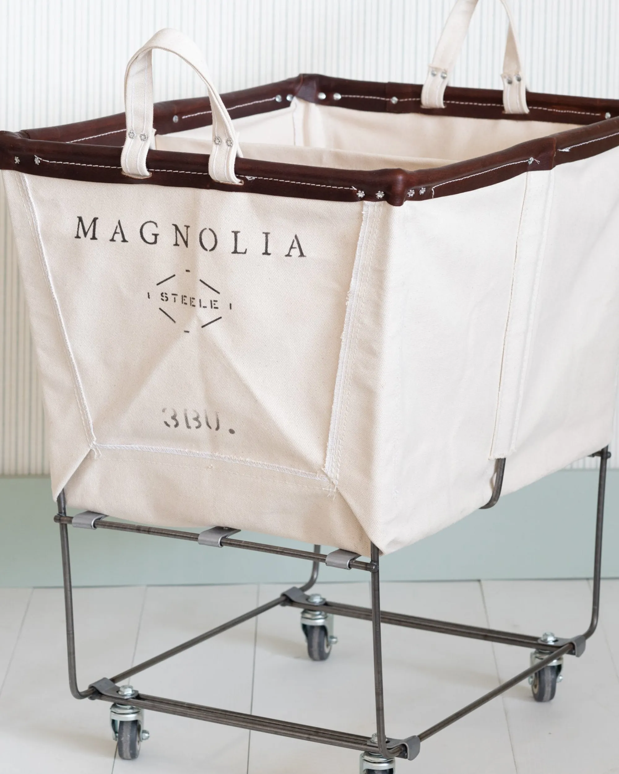 VND5987 Steele Canvas Basket Corp Magnolia Steele Canvas Large Truck