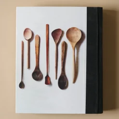 VND0066 HarperCollins Publishers, LLC Magnolia Table Cookbook
