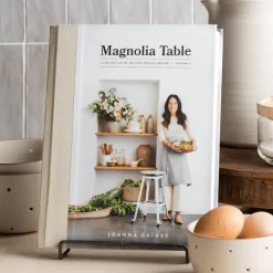 VND0066 HarperCollins Publishers, LLC Magnolia Table Cookbook, Volume 2