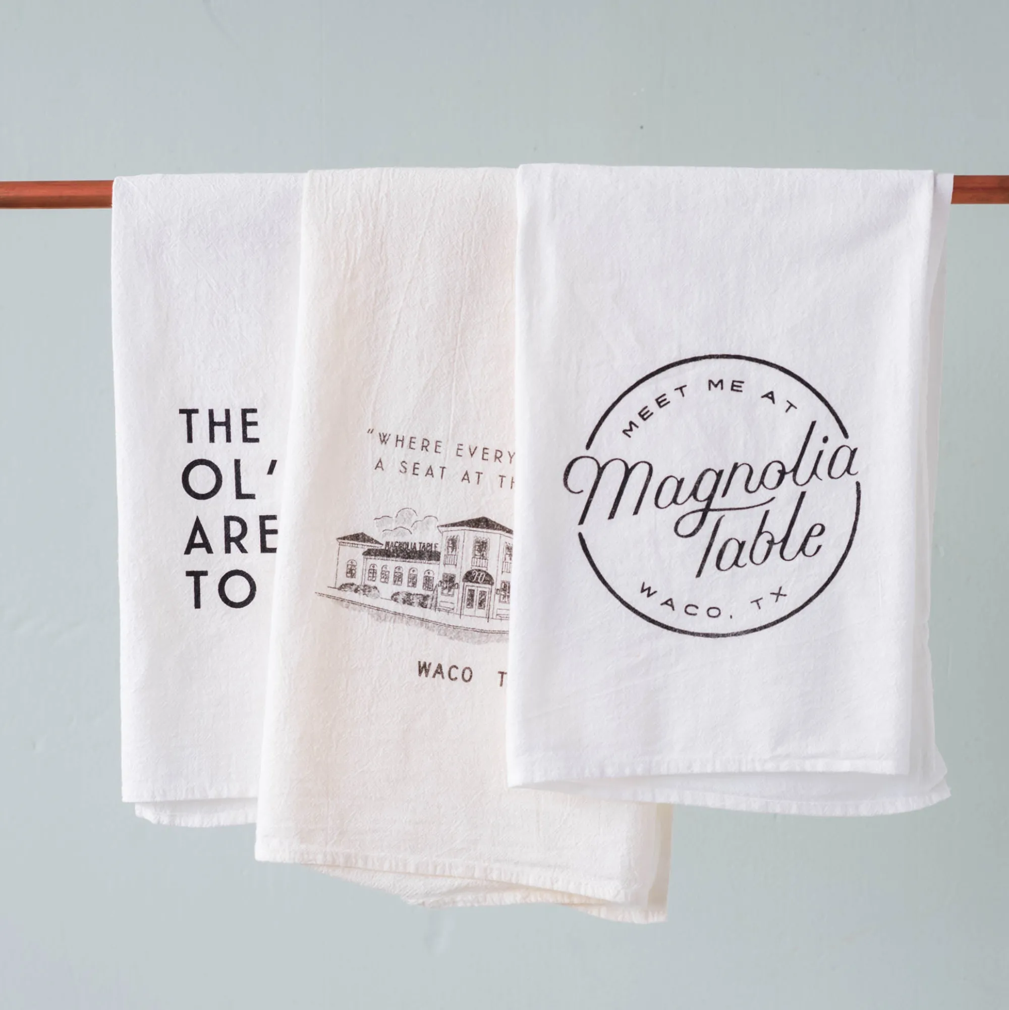 VND2724 Goochie Designs Magnolia Table Tea Towel