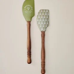 VND6290 Dayglow LLC Magnolia Turned Handle Flower Spatula Bundle