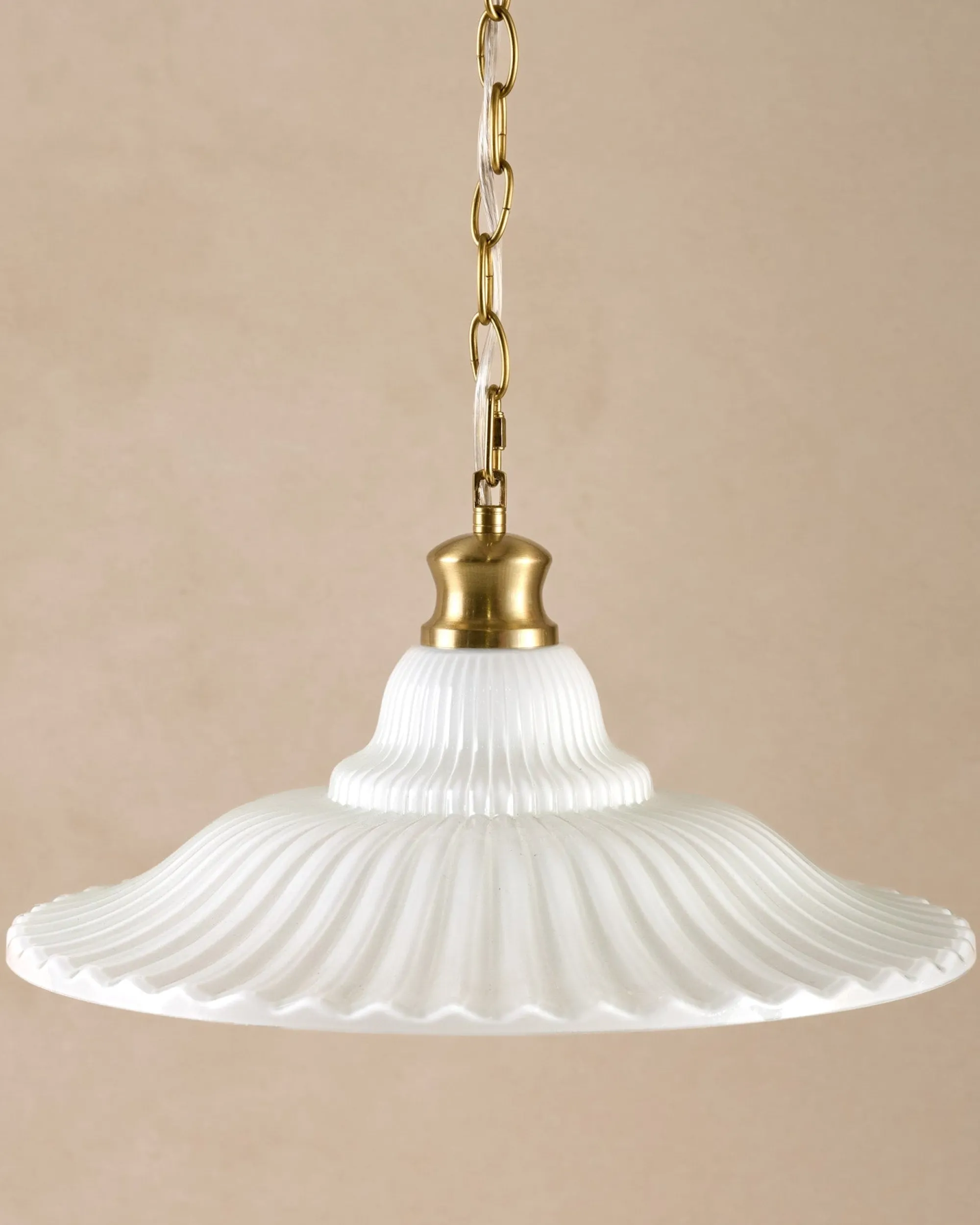 VND6475 StyleCraft Home Collection Marjorie Milk Glass Pendant (-)