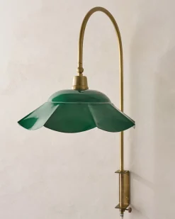 VND8010 Decodesign Interior Mary Enamel Plug-in Sconce