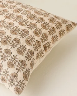 Magnolia Natural Flora Block Print Quilt + Sham Set (King)