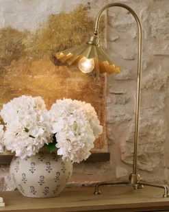 VND8010 Decodesign Interior Oversized Brass Pleat Task Lamp