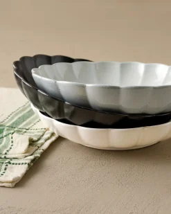 VND0092 Melrose International, LLC Oversized Grey Scalloped Serving Bowl