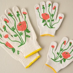 VND8531 My Little Belleville Ranunculus Adult Garden Gloves