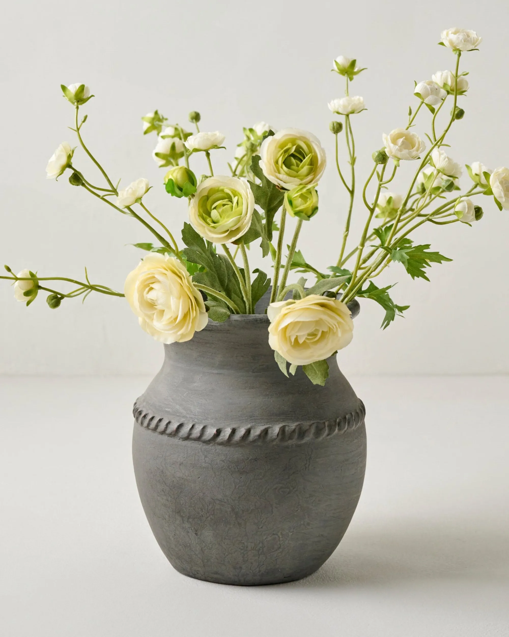 VND0078 K & K Interiors, Inc. Ranunculus Bloom Bundle