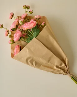 VND0078 K & K Interiors, Inc. Ranunculus Bloom Bundle