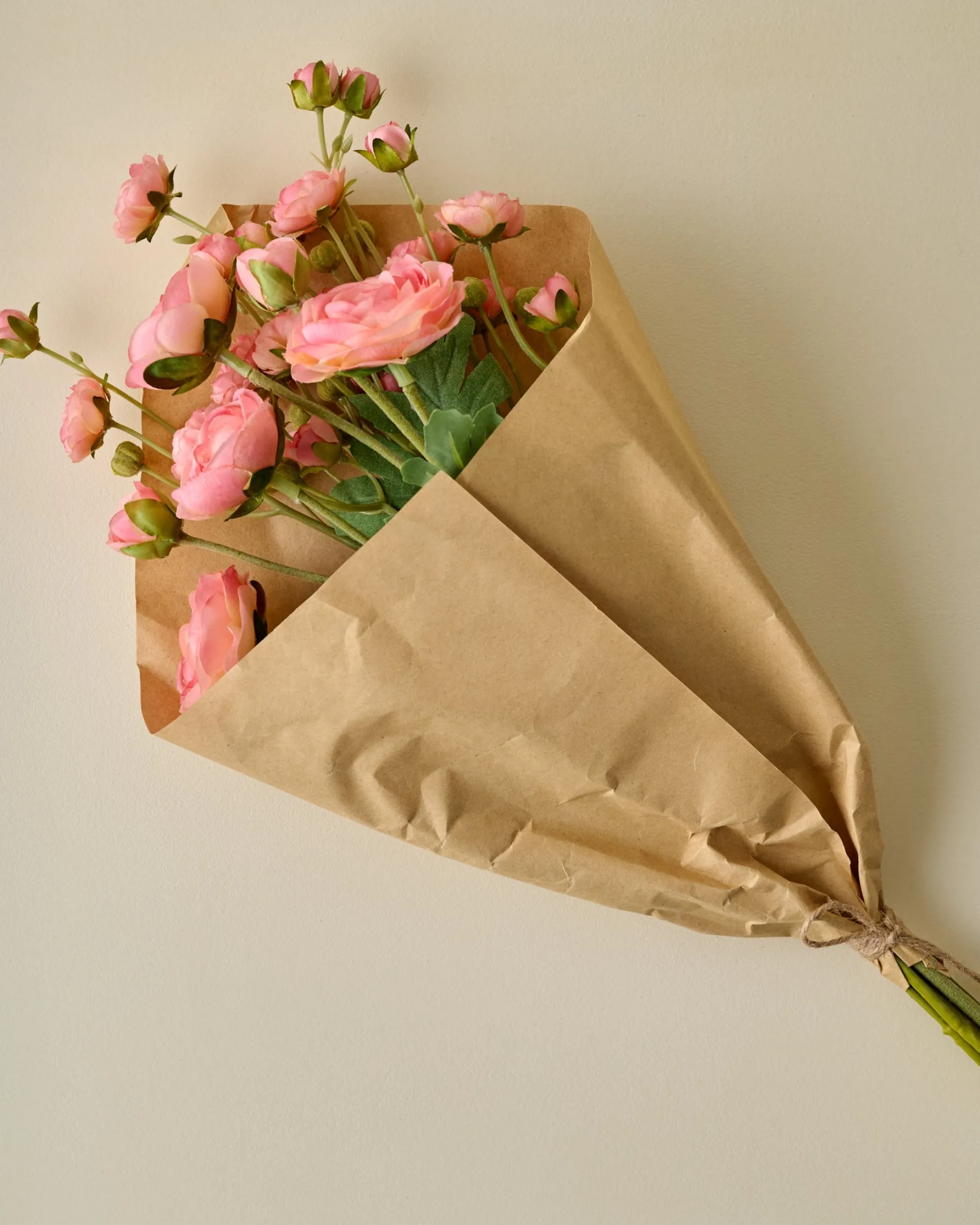 VND0078 K & K Interiors, Inc. Ranunculus Bloom Bundle