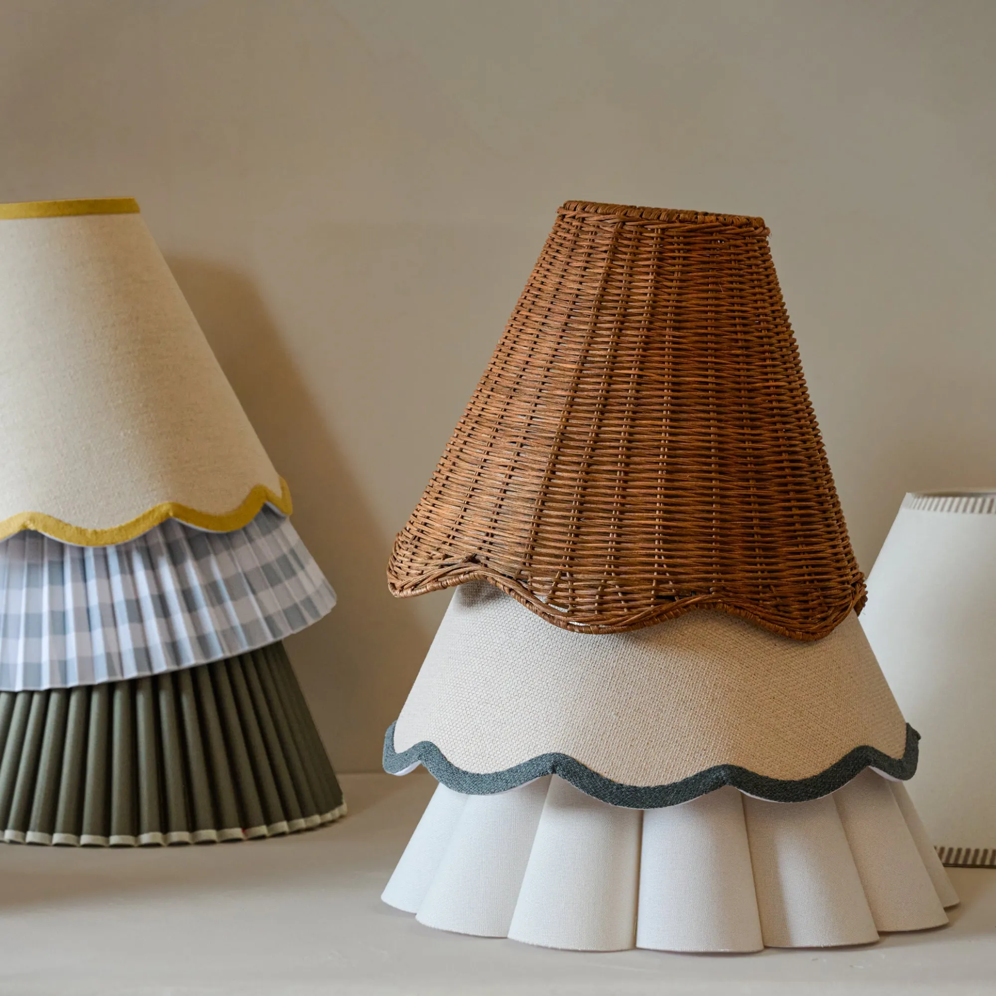 VND6475 StyleCraft Home Collection Rattan Scallop Shade