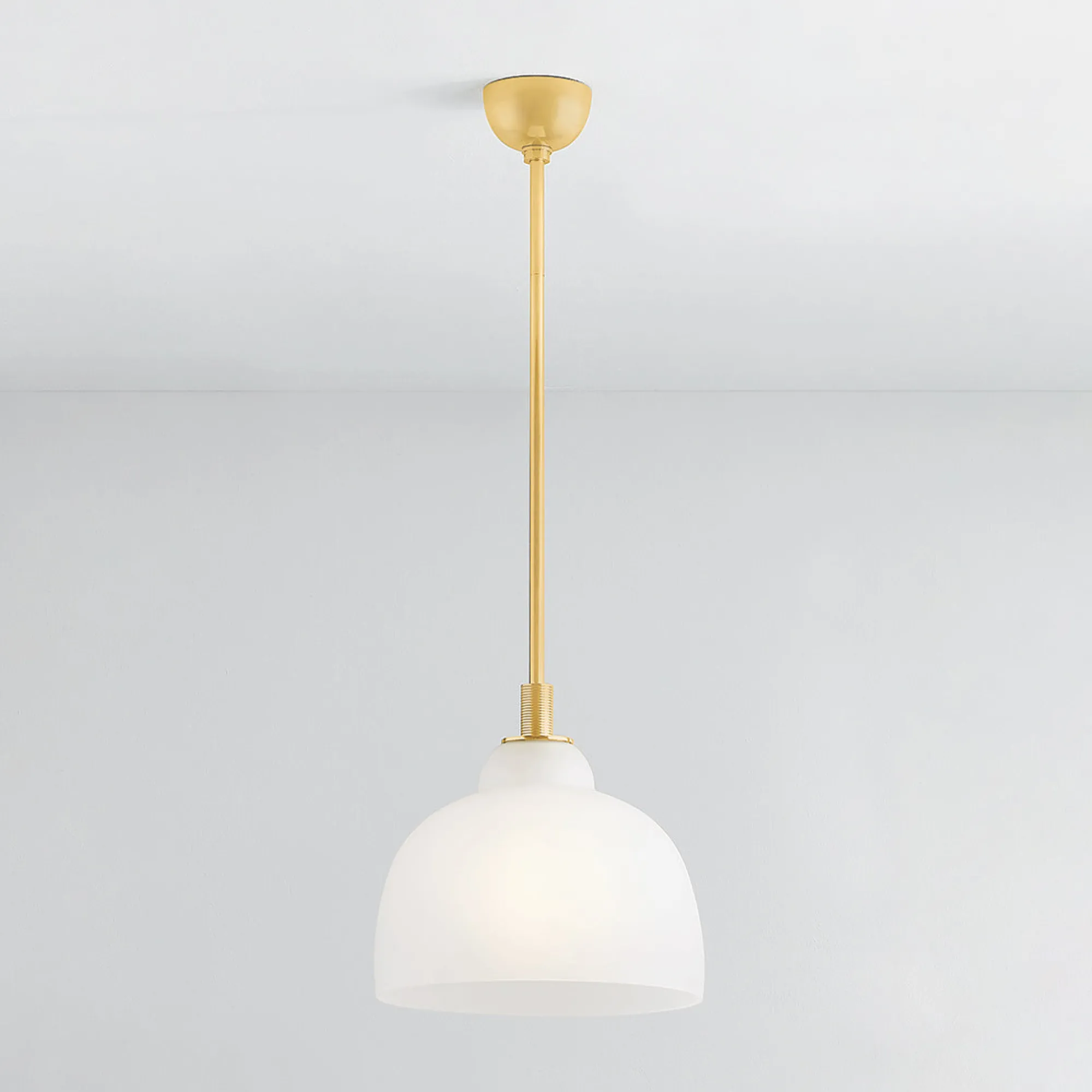 VND8057 Hudson Valley Lighting Group Robin Pendant