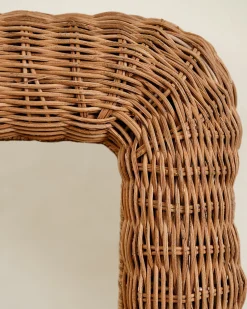 VND7018 Makerspalm, LLC Robin Woven Rattan Mirror