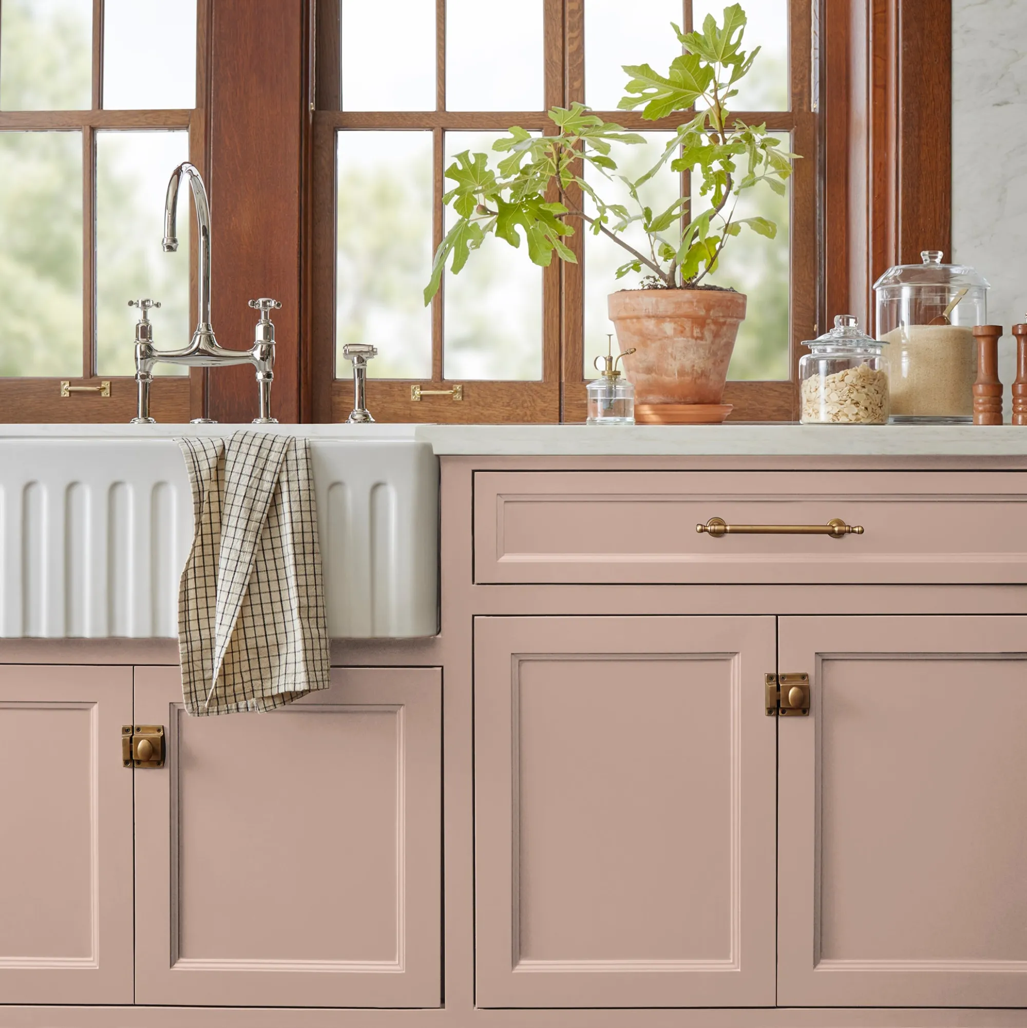 VND0188 Kilz - Masco Coatings Rosy Pink - Trim, Door, + Cabinetry Paint