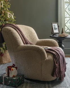 VND6200 Four Hands, LLC Ruby Swivel Chair