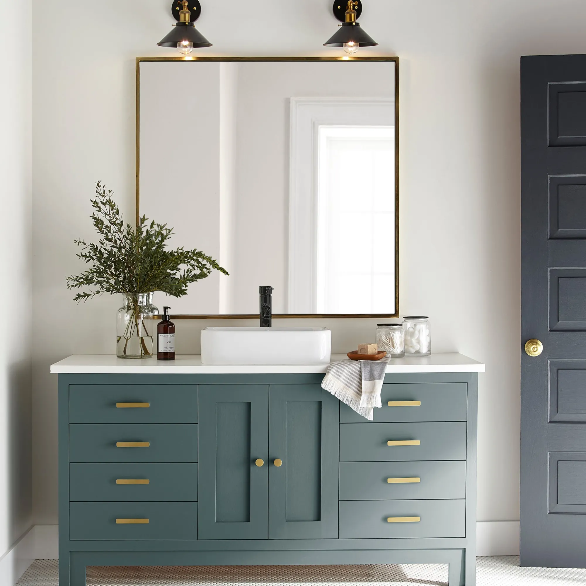 VND0188 Kilz - Masco Coatings Secondhand Find - Trim, Door + Cabinetry Paint