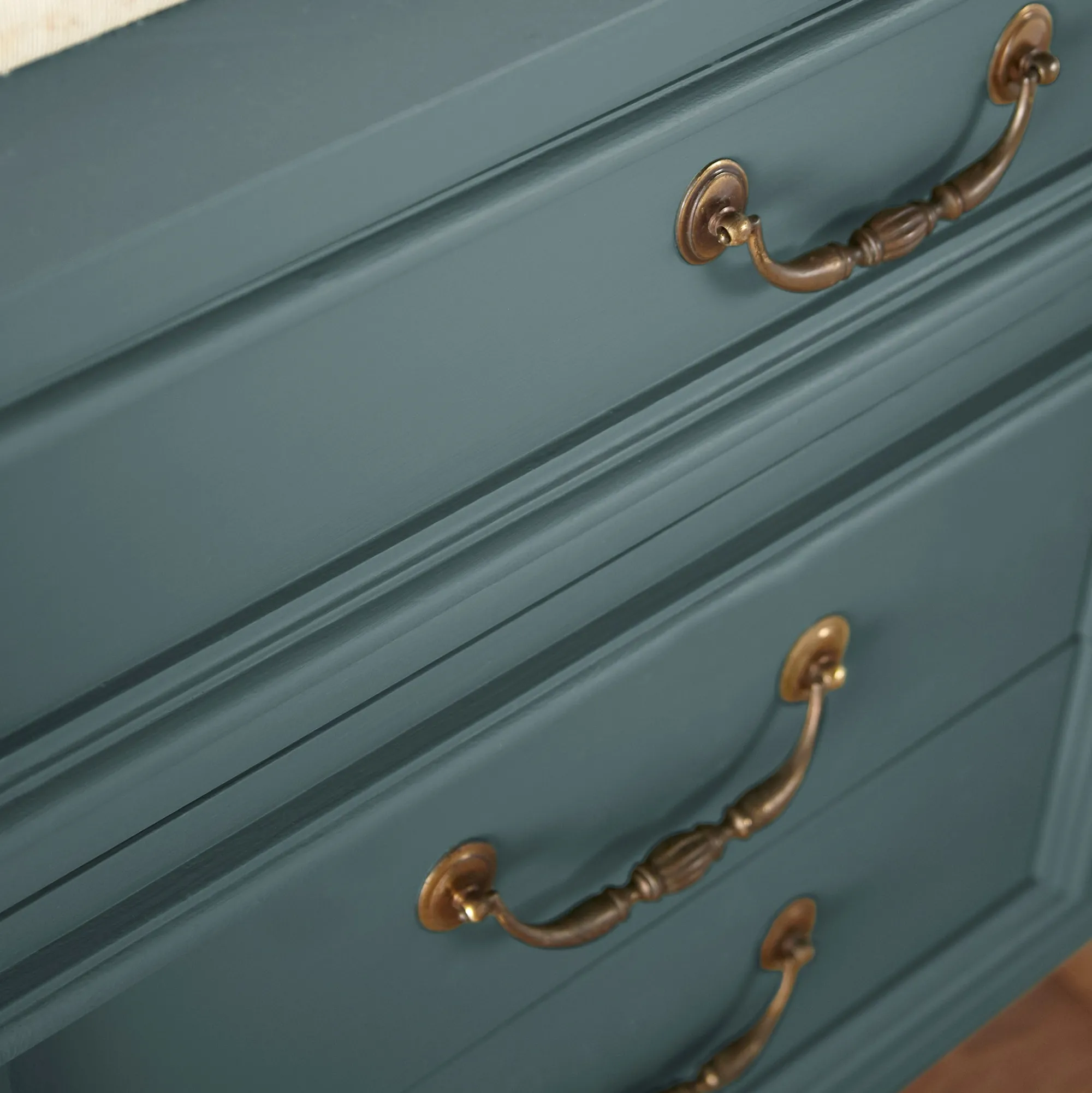 VND0188 Kilz - Masco Coatings Secondhand Find - Trim, Door + Cabinetry Paint