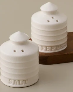 VND0164 Creative Co-op Inc Silos Salt & Pepper Shaker Set
