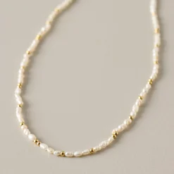 VND7297 Our Spare Change Small Golden Hour Pearl Necklace