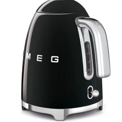 VND7620 Nancy Barker Smeg Kettle