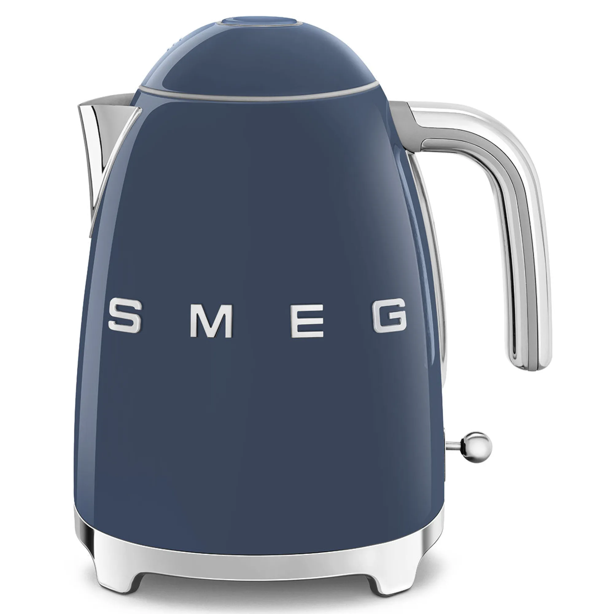 VND7620 Nancy Barker Smeg Kettle