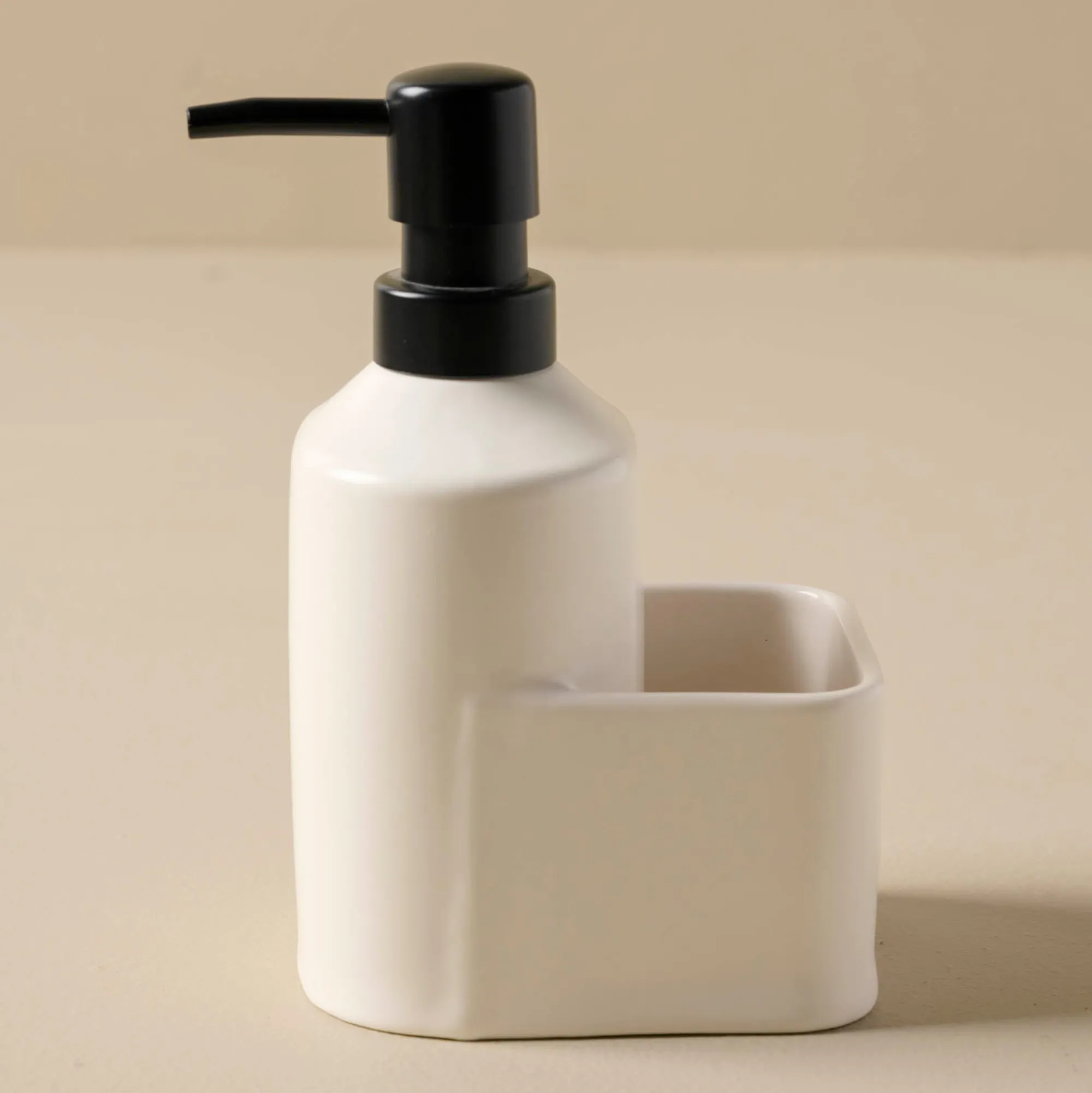 VND6290 Dayglow LLC Soap Caddy