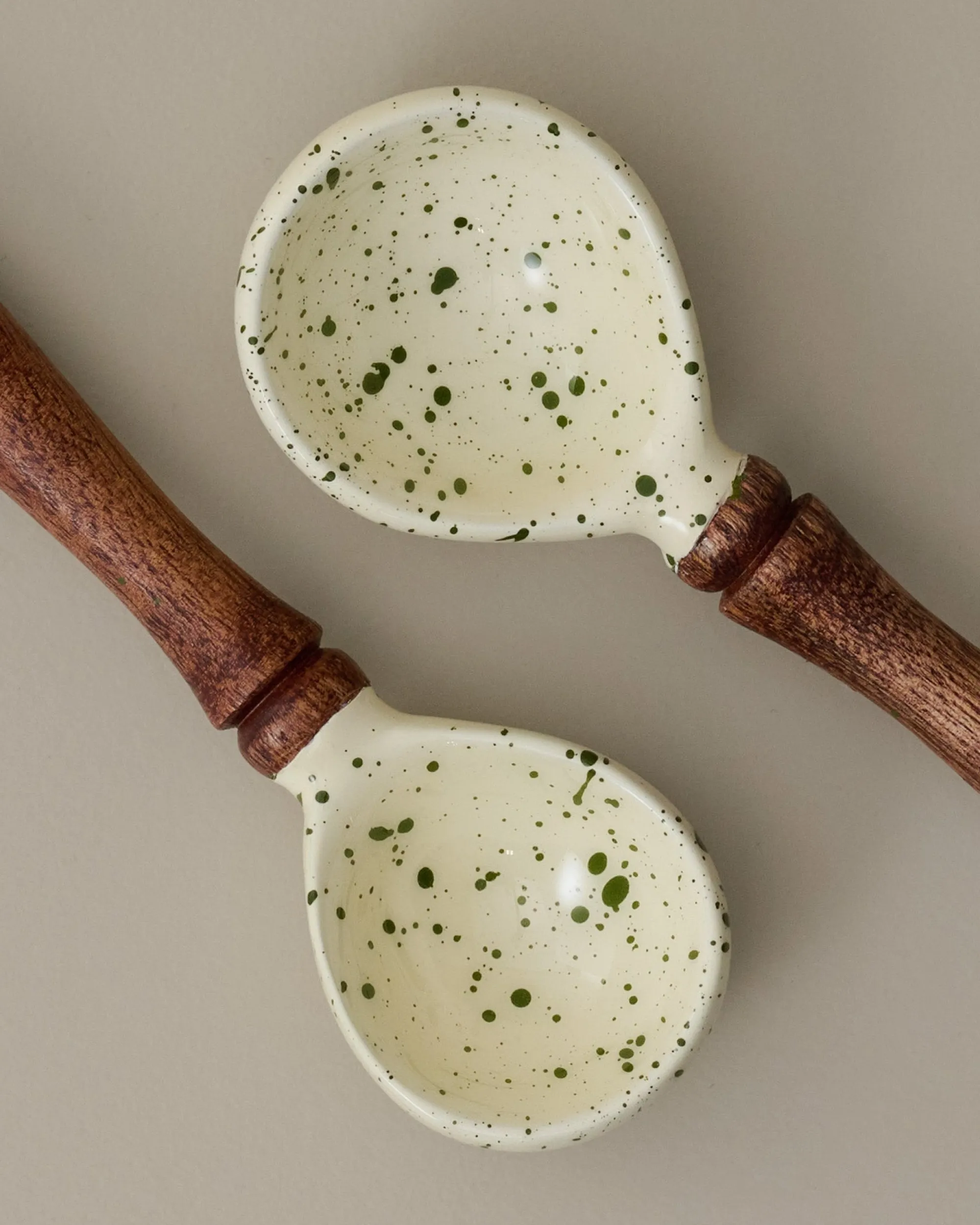 VND6715 VENUS IMPEX The Cottage Collection Green Speckle Measuring Spoons