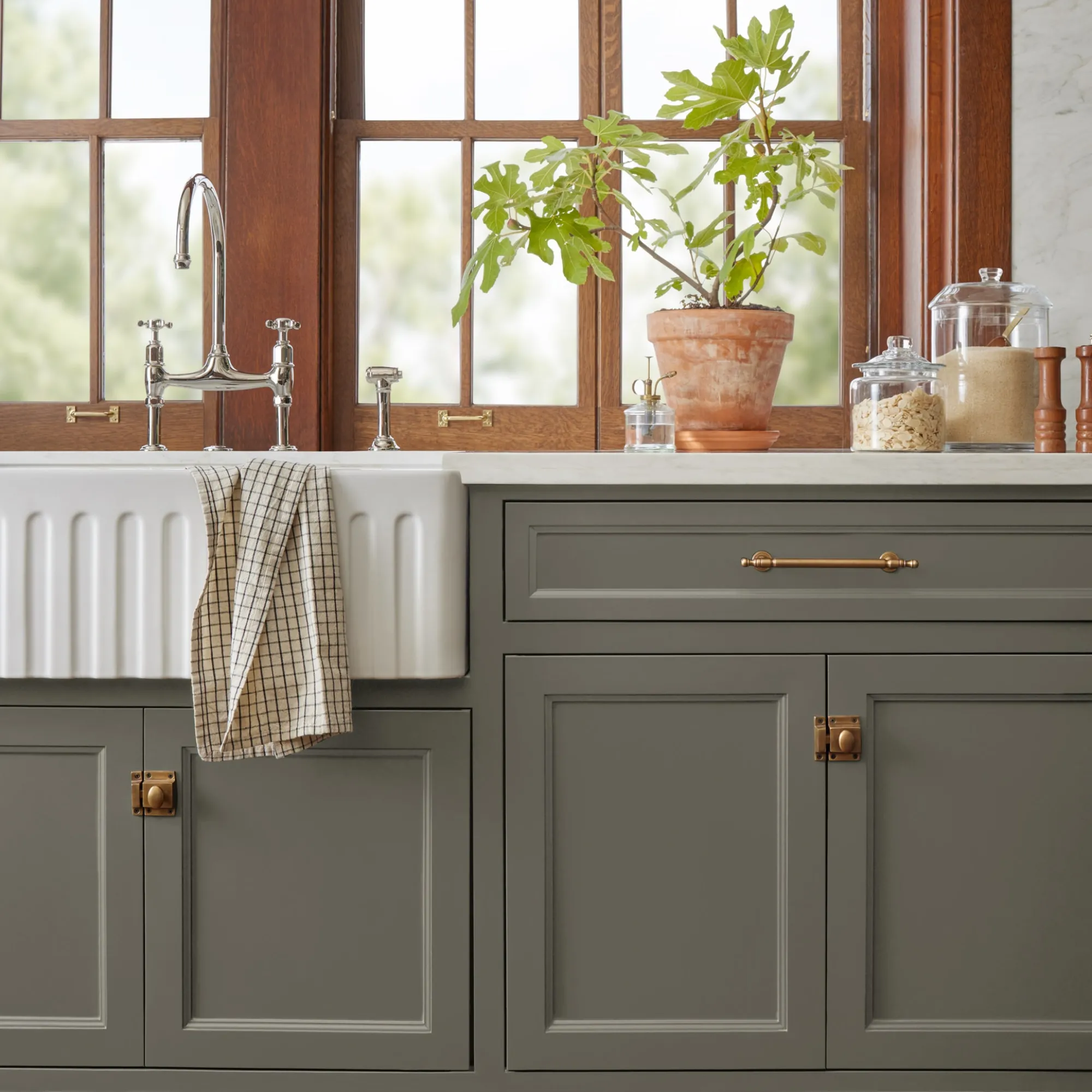 VND0188 Kilz - Masco Coatings Trailhead - Trim, Door, + Cabinetry Paint